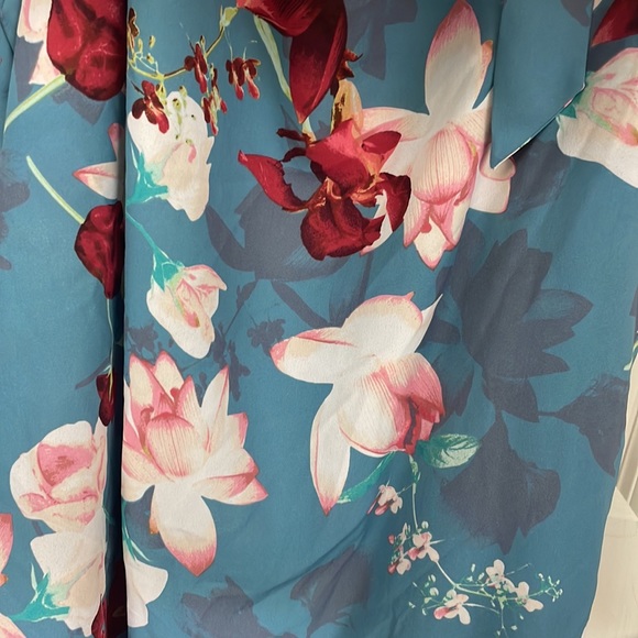 5/$25 Belle + sky tank top size xxl - Picture 3 of 5